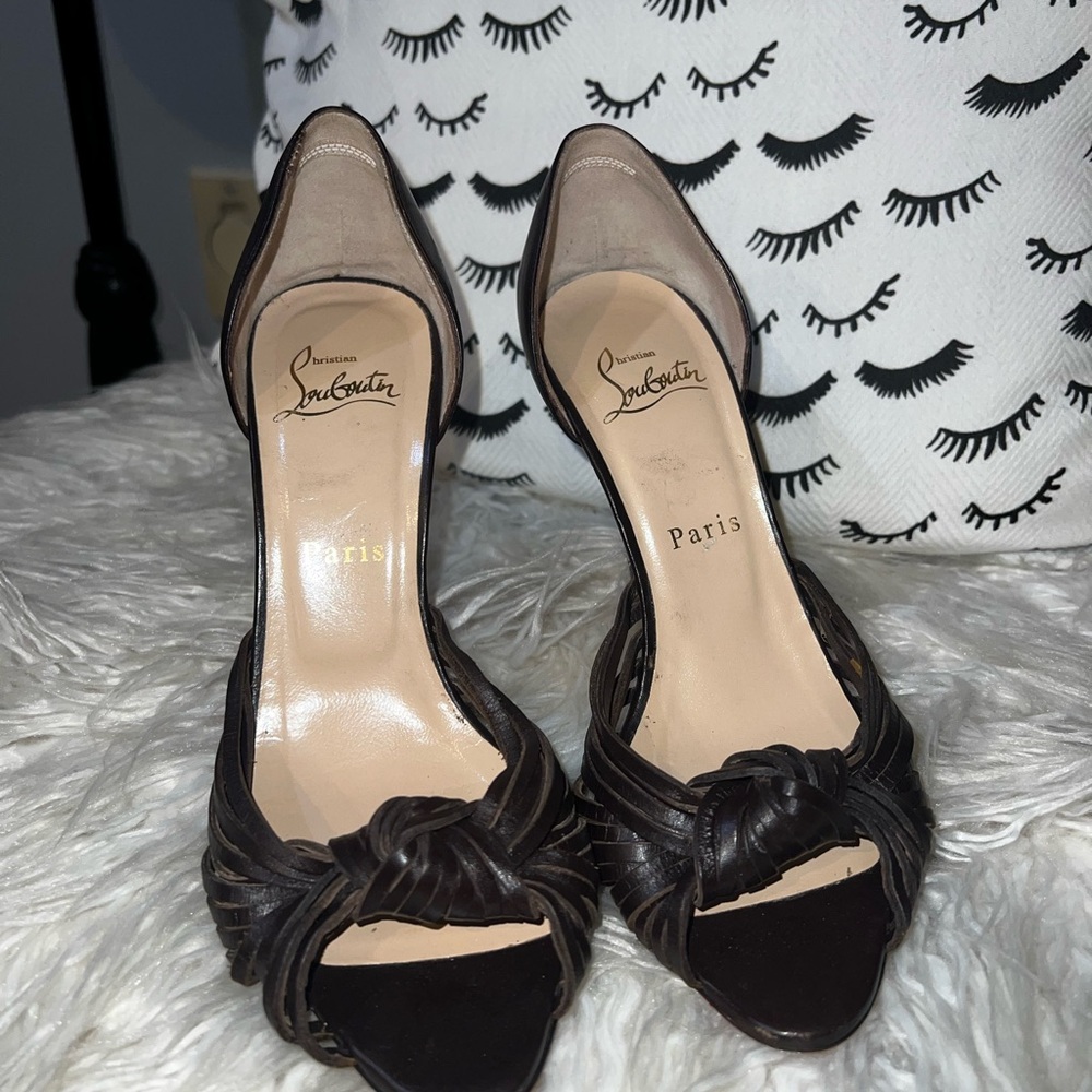 Christian Louboutin Womens Brown Open-Toe Knot Pump